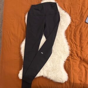 ALO Yoga Deep Black Leggings